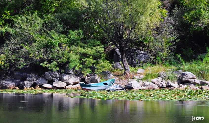 jezero S