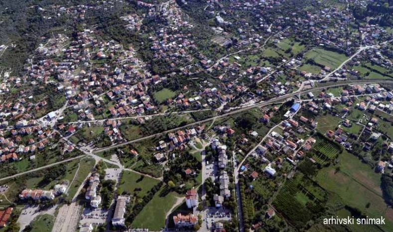 Oko pruge kroz Bijeliše