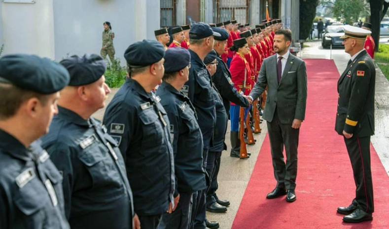 Predsjednik Milatović posjetio Mornaricu Vojske Crne Gore